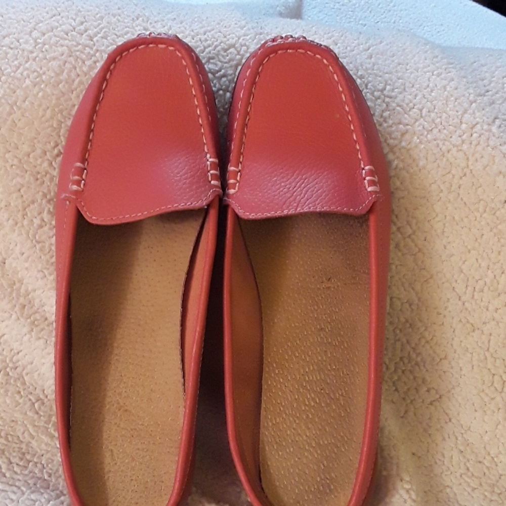Ladies shoes